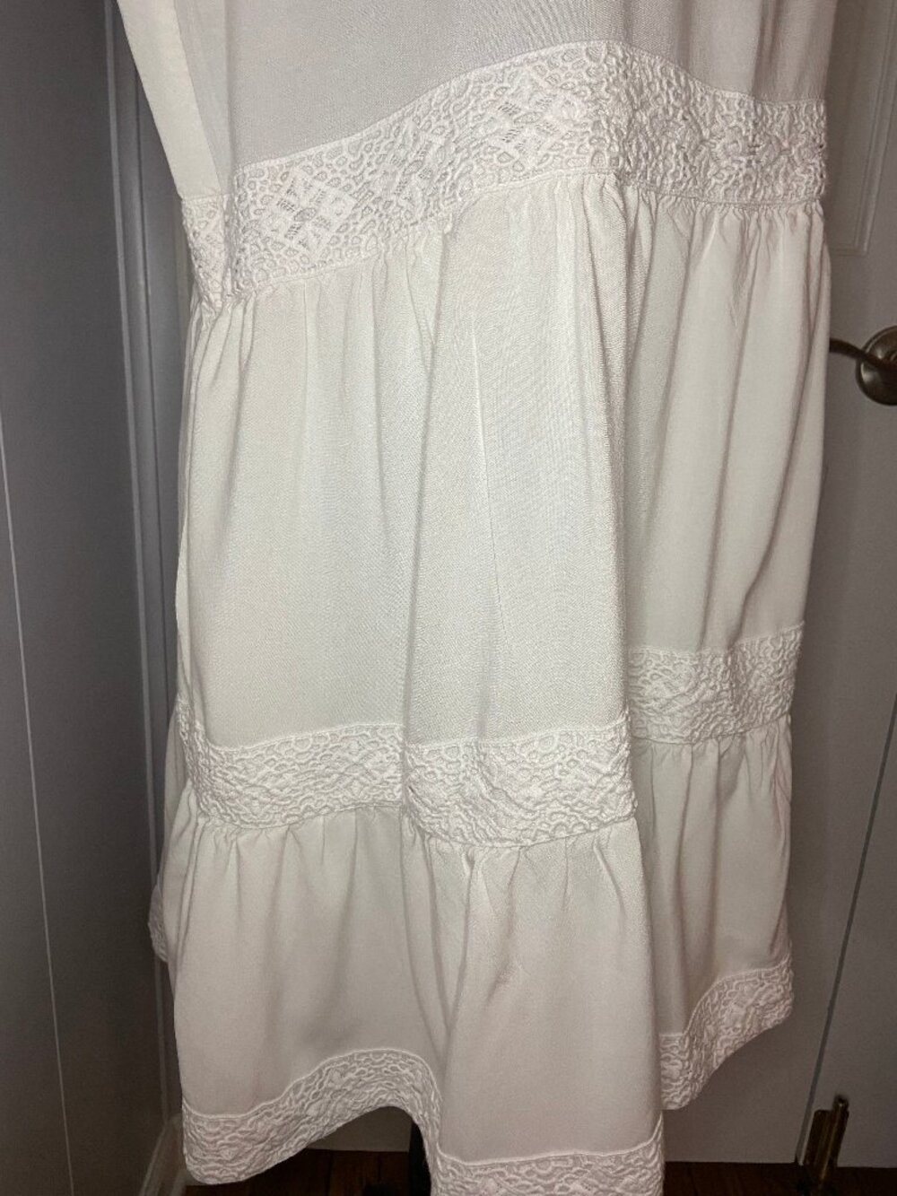 Gibsonlook Baby Doll Embroidered White Mini Dress Size Large - Picture 2 of 5